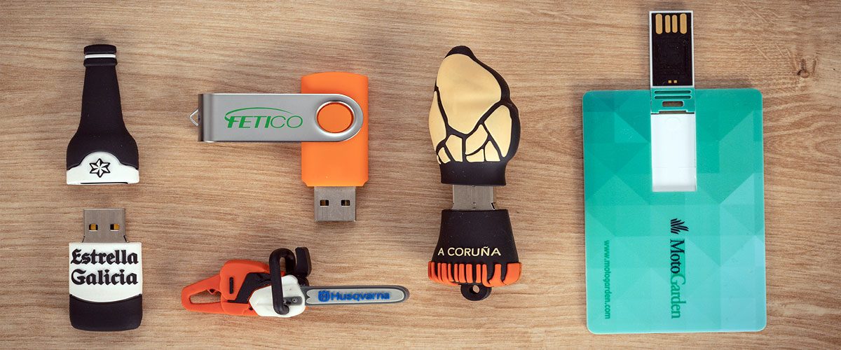 Aprovecha la comodidad y versatilidad de los dispositivos USB, personalizados en color, tamaño y forma. Puro audio digital.